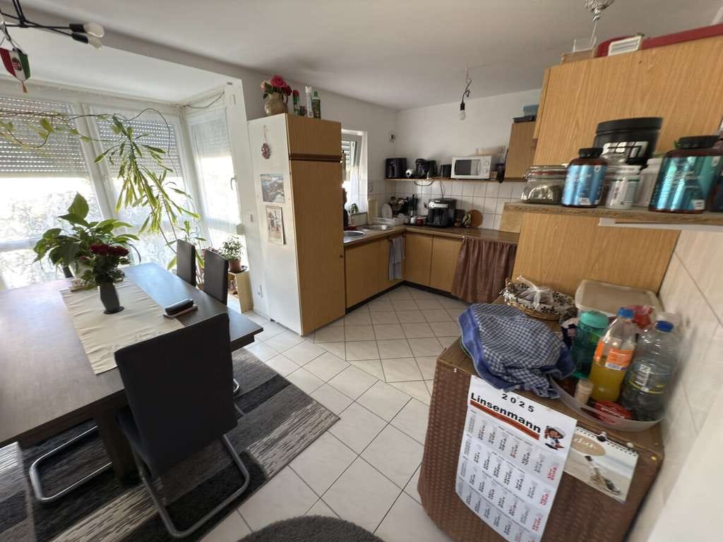 Immobilie in Villingendorf - Charmante 3,5-Zimmer-Wohnung mit Balkon und Carport in bevorzugter Lage in Villingendorf - Bild 2