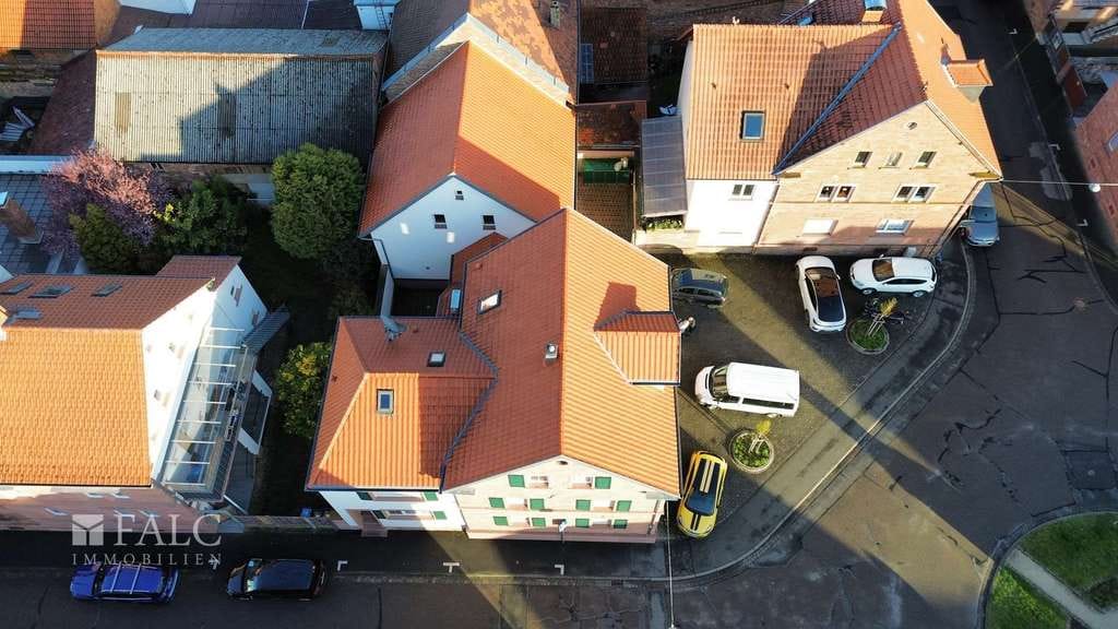 Immobilie in Wörth am Main - Top Investment, gepflegtes Mehrfamilienhaus in Wörth am Main - Bild 2