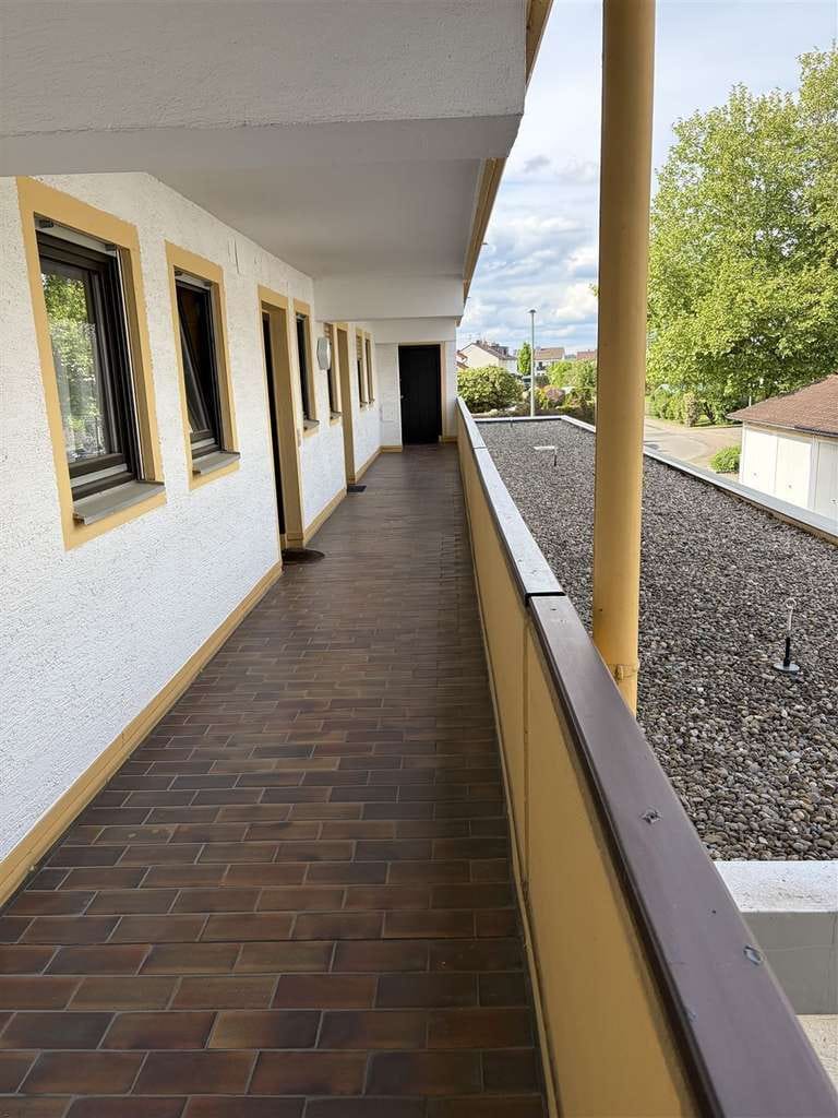 Immobilie in Vöhringen - Einziehen & wohlfühlen - helle 2-Zimmer-Wohnung in ruhiger Lage - Bild 1