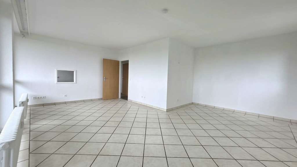 Immobilie in Kaarst - ++ 5 Zimmer, Balkon, Aufzug – 110 m² Wohnkomfort mit grünem Ausblick ++ - Bild 0