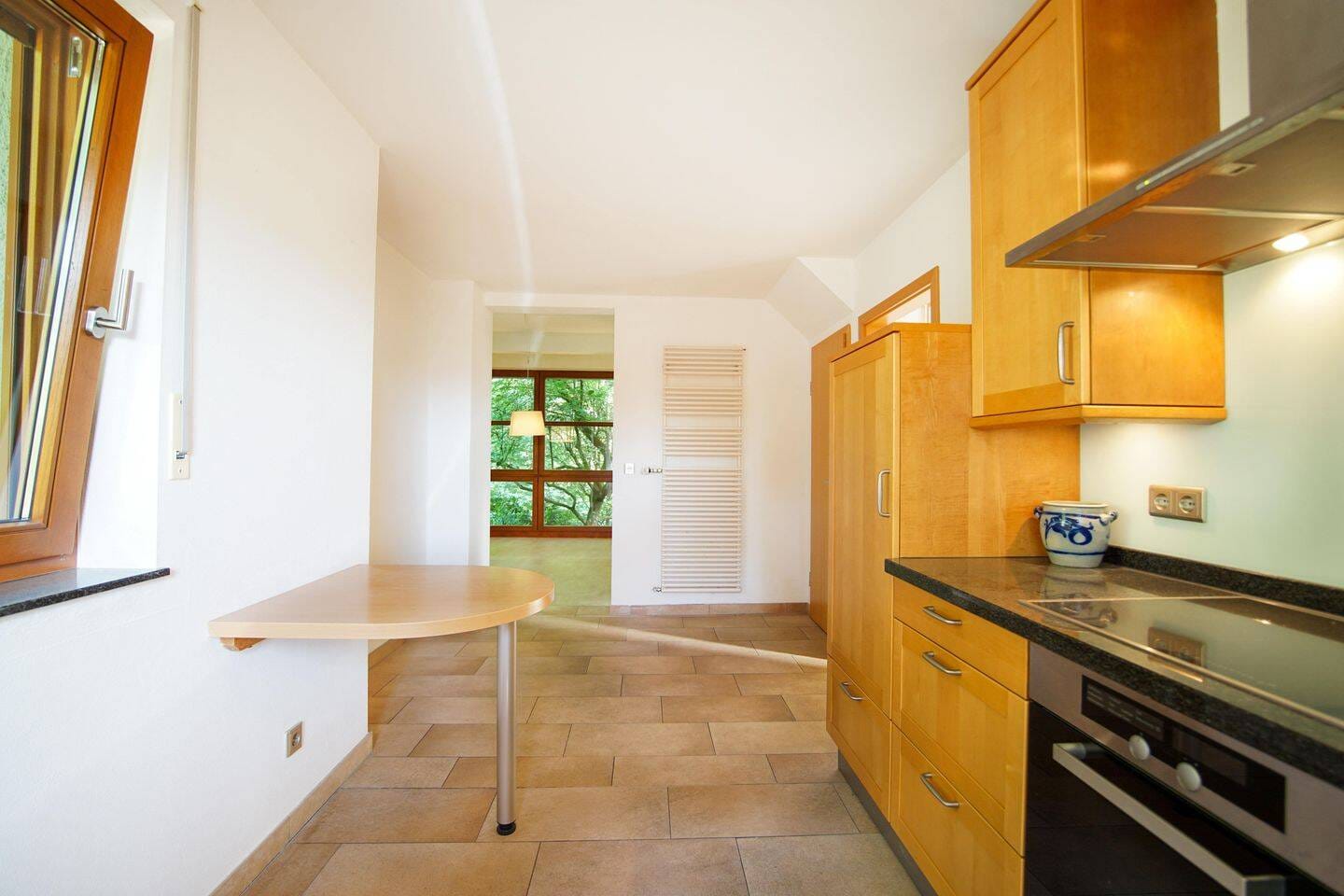 Immobilie in Prümzurlay - Alleinlage in der Südeifel - Landhaus mit eigenem Wald und unverbaubarem Naturblick - Bild 3
