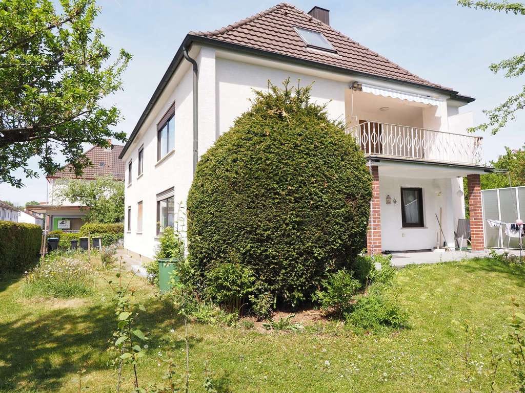 Immobilie in Senden - ++TOP LAGE SENDEN 5,72% Rendite++ 3 Fam.-Haus mit Potential, 3 Garagen und 850 m² Grund - Bild 0