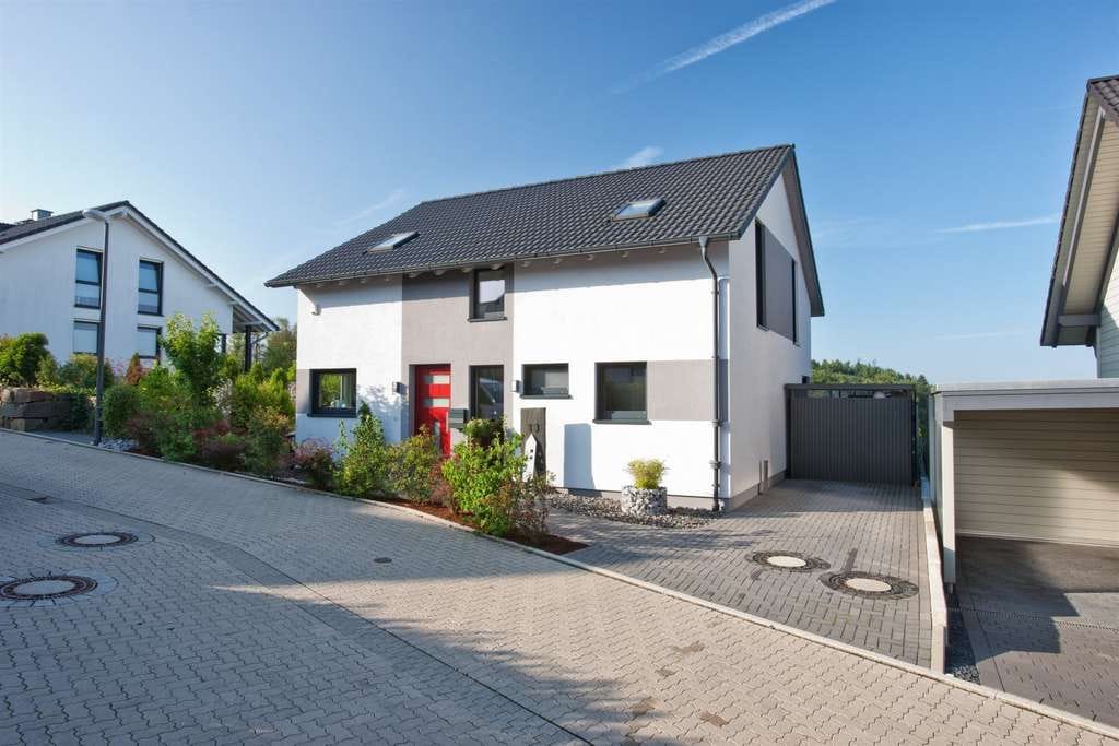 Immobilie in Bahretal - Individuell geplantes Zuhause - Bild 0
