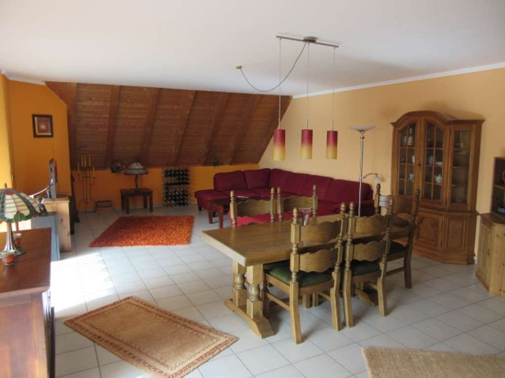Immobilie in Nörvenich - Großzügige 140 m² Dachgeschosswohnung in Hochkirchen - Bild 0