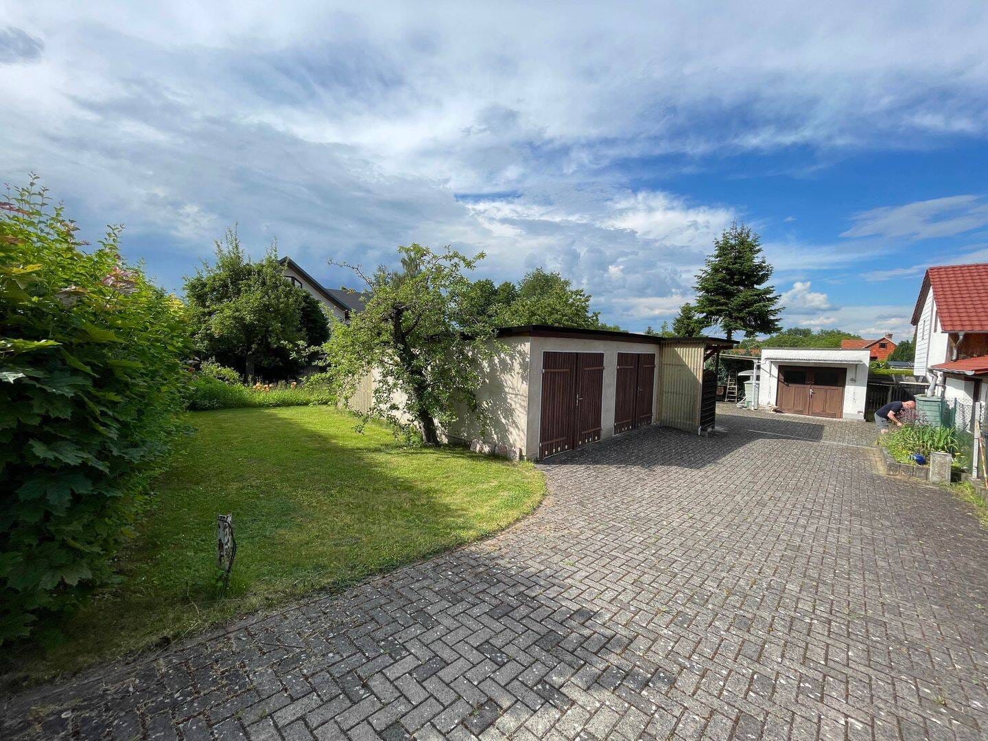 Immobilie in Waltershausen - Ein Zuhause mit Perspektive - Viel Platz für Familie, Hobby und Beruf - Bild 2