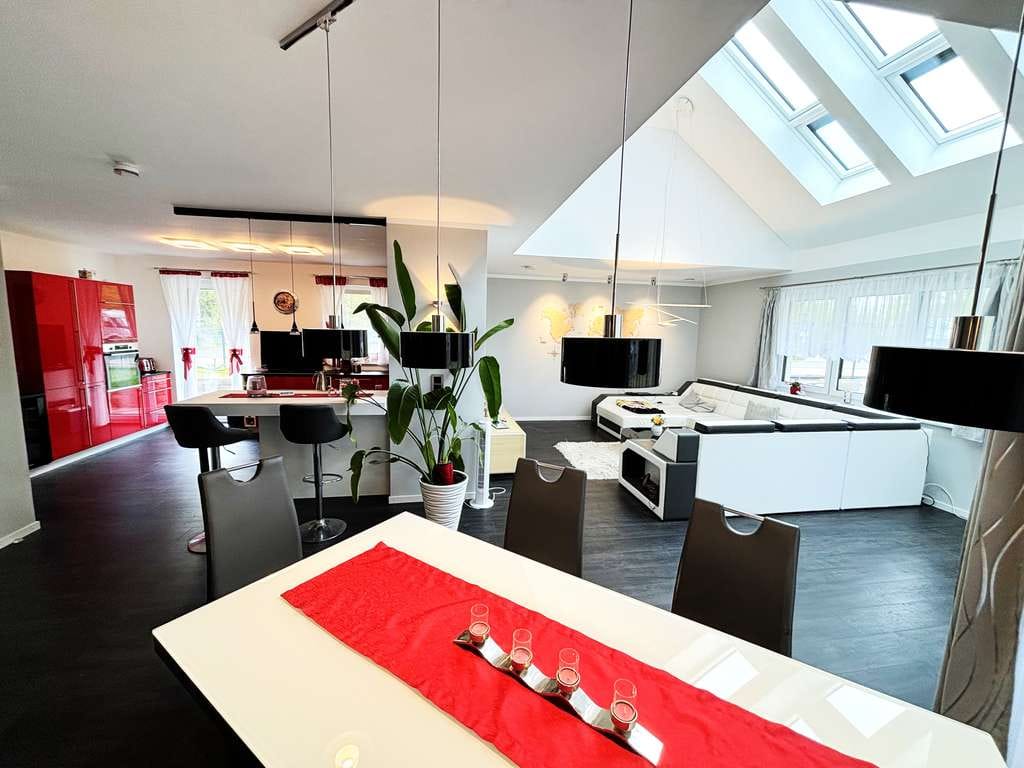 Immobilie in Trappenkamp - Hochwertiger Bungalow m. Ausbaupotential -kurzfristige Übergabe aus gesundheitlichen Gründen möglich - Bild 0