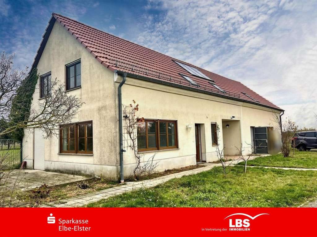 Immobilie in Uebigau-Wahrenbrück - Alleinlage  mit großem Grundstück - Bild 0