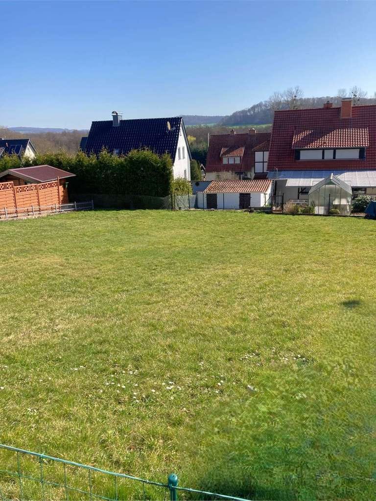 Immobilie in Adelebsen - Mit Grundstück: Viel Wohnraum auf kleiner Fläche. Ihr Town & Country Raumwunder in Adelebsen - Bild 1