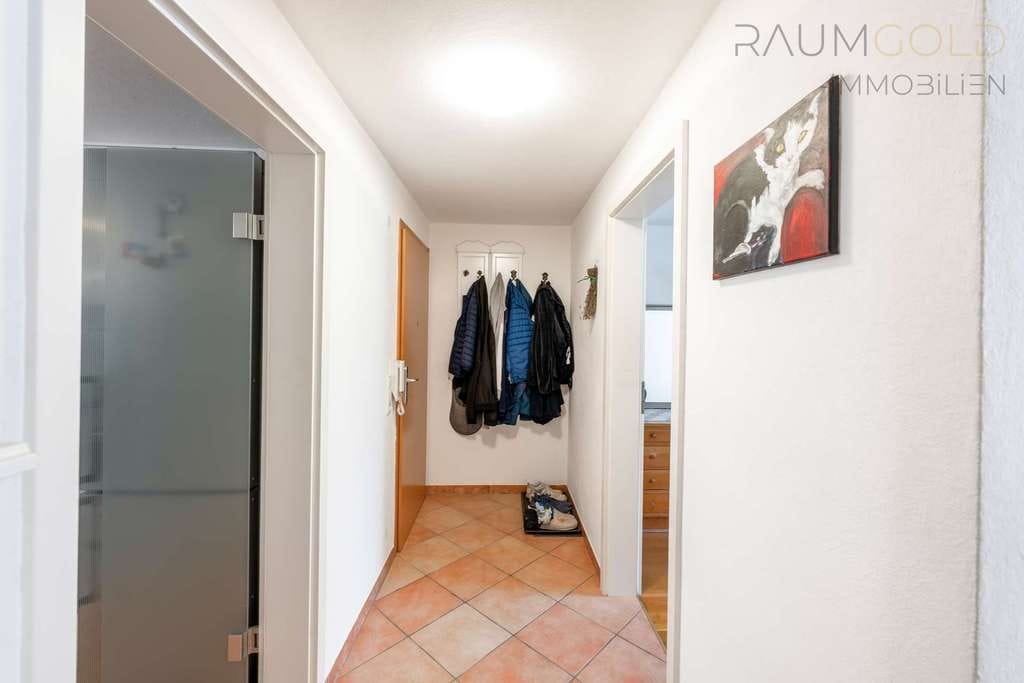 Immobilie in Zell im Wiesental - Kapitalanlage mit Potenzial: 3-Zimmer-Wohnung mit modernisiertem Bad und Einbauküche in Mambach - Bild 3