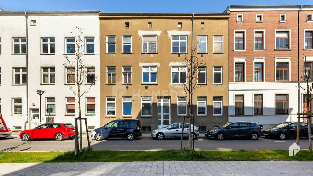 Immobilie in Rostock - Mehrfamilienhaus mit 6 WE's, Tageslichtbäder und Keller in ruhiger Lage von Rostock - Bild 0