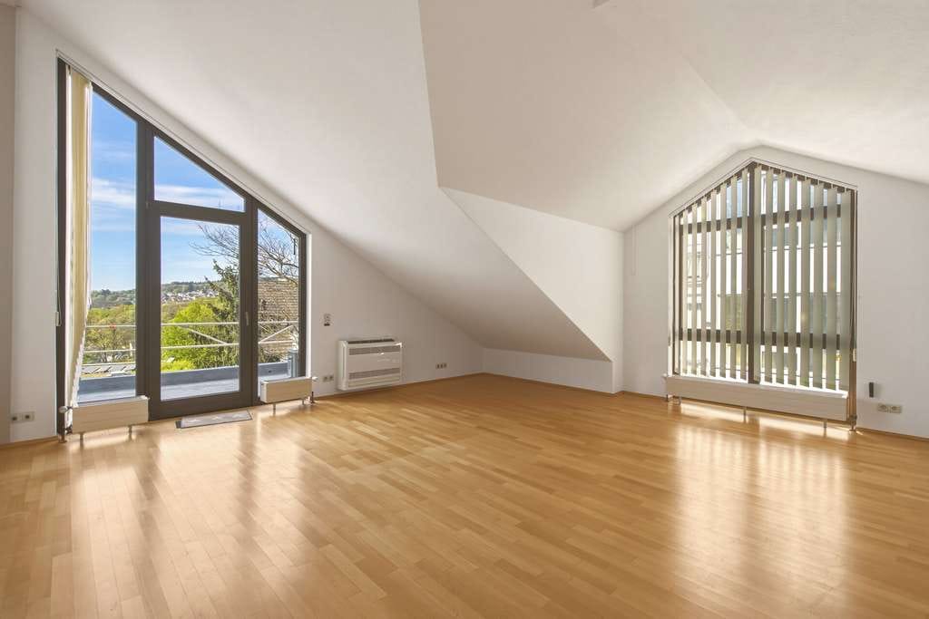 Immobilie in Kronberg - 3 Zimmer-Maisonette Wohnung mit Fernblick in begehrter Lage in Kronberg - Bild 3