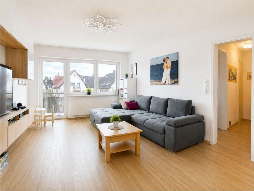 Immobilie in Asperg - Helle 3,5-Zimmer-Wohnung mit 2 Balkonen in ruhiger Lage von Asperg - Bild 0