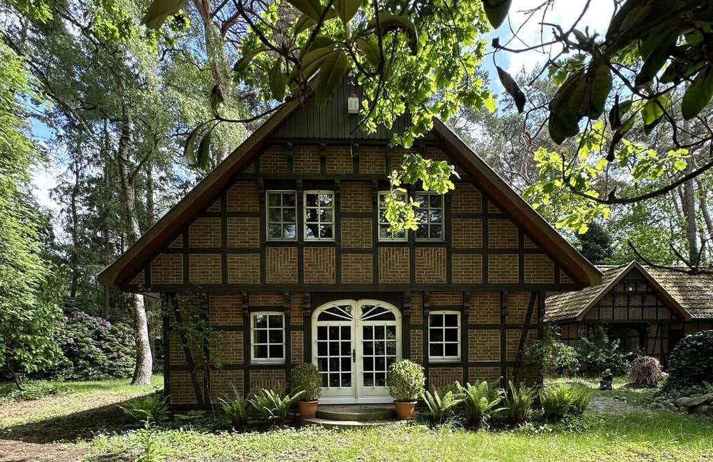 Immobilie in Hollenstedt - Gemütliches Fachwerkhaus im Landschaftsschutzgebiet mit Sommerhaus - Bild 0