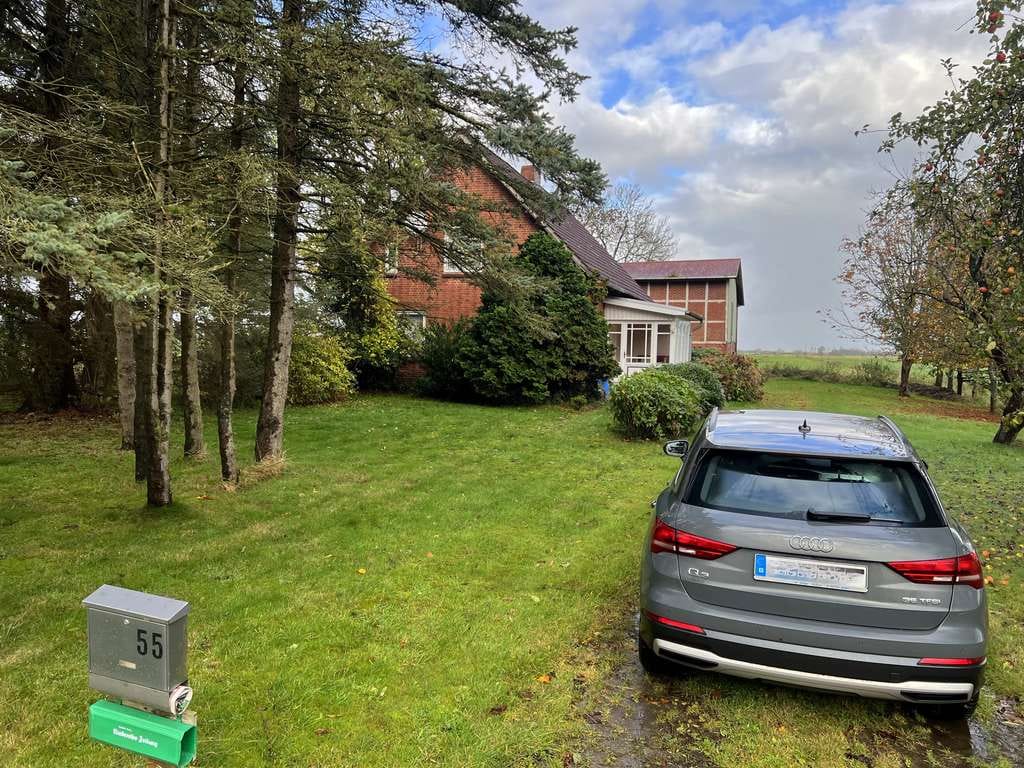 Immobilie in Ihlienworth - So möchte man Leben! Resthof mit fast 2 ha Land direkt am Haus! - Bild 0