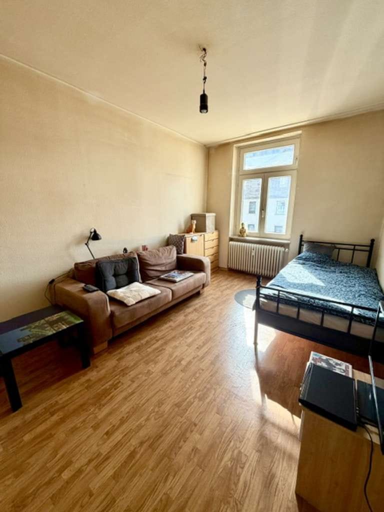 Immobilie in Baden-Baden - Charmante 1-Zimmer-Wohnung mit Küche & Duschbad in zentraler Lage von Baden-Baden Oos - Bild 1