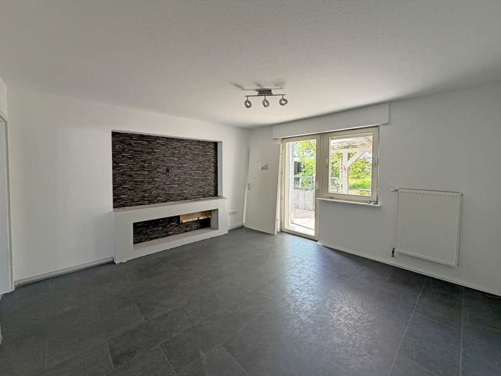Immobilie in Haibach - Renovierungsbedürftiges 3-Familienhaus in top Lage! - Bild 1