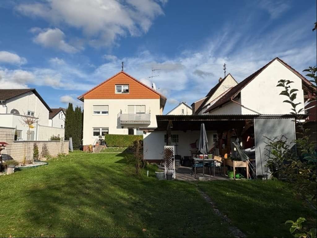 Immobilie in Hagenbach - Vermietetes 3-Familienhaus auf großem Grundstück mit Entwicklungspotential - Bild 2