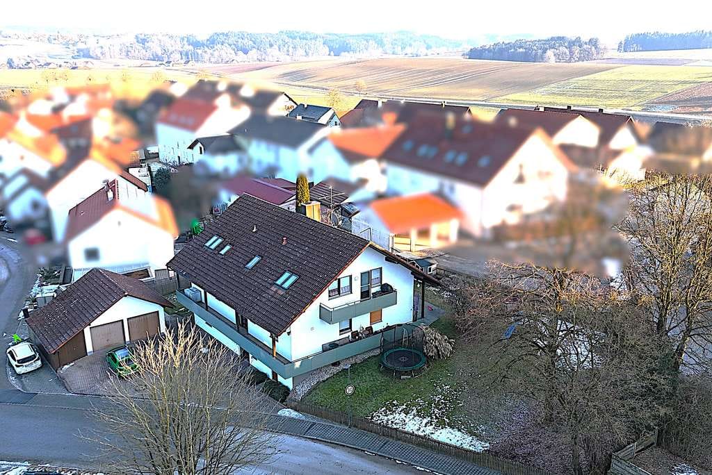 Immobilie in Wolfersdorf - Attraktives Haus! Selbstbezug und/oder Kapitalanlage...! - Bild 0