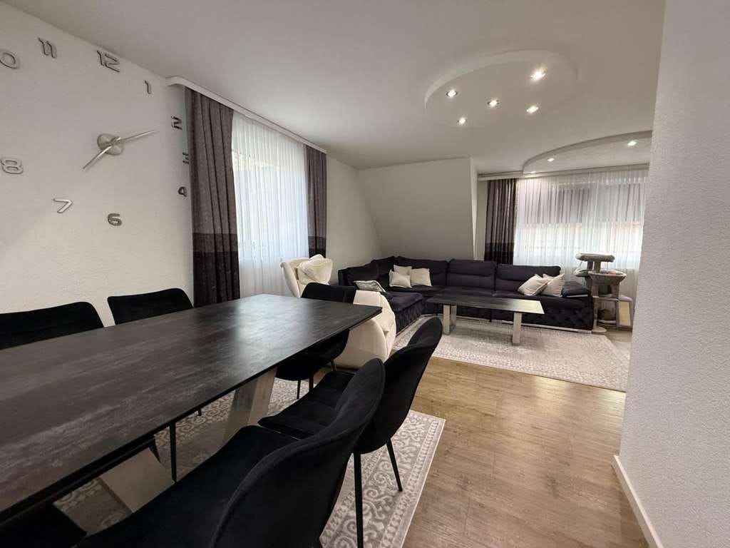 Immobilie in Offenau - Maisonette-Wohnung mit eigenem Eingang, Hof  Stellplatz - Bild 1