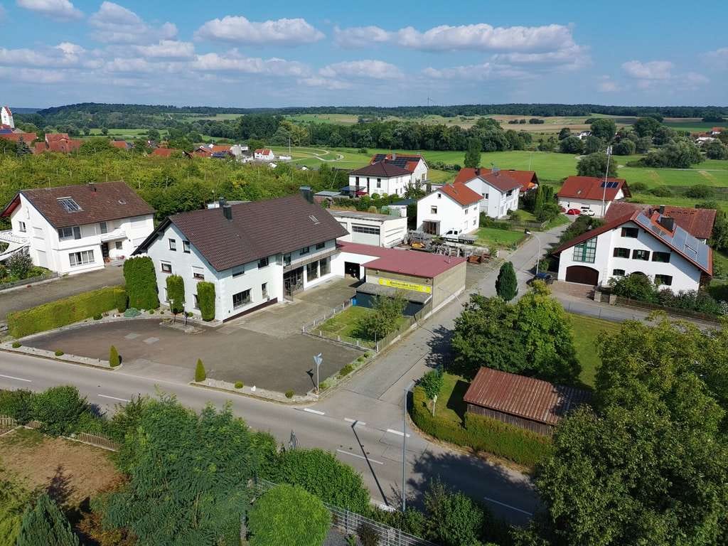 Immobilie in Neustadt an der Donau - Wohn- und Gewerbeobjekt in Hienheim - Bild 1