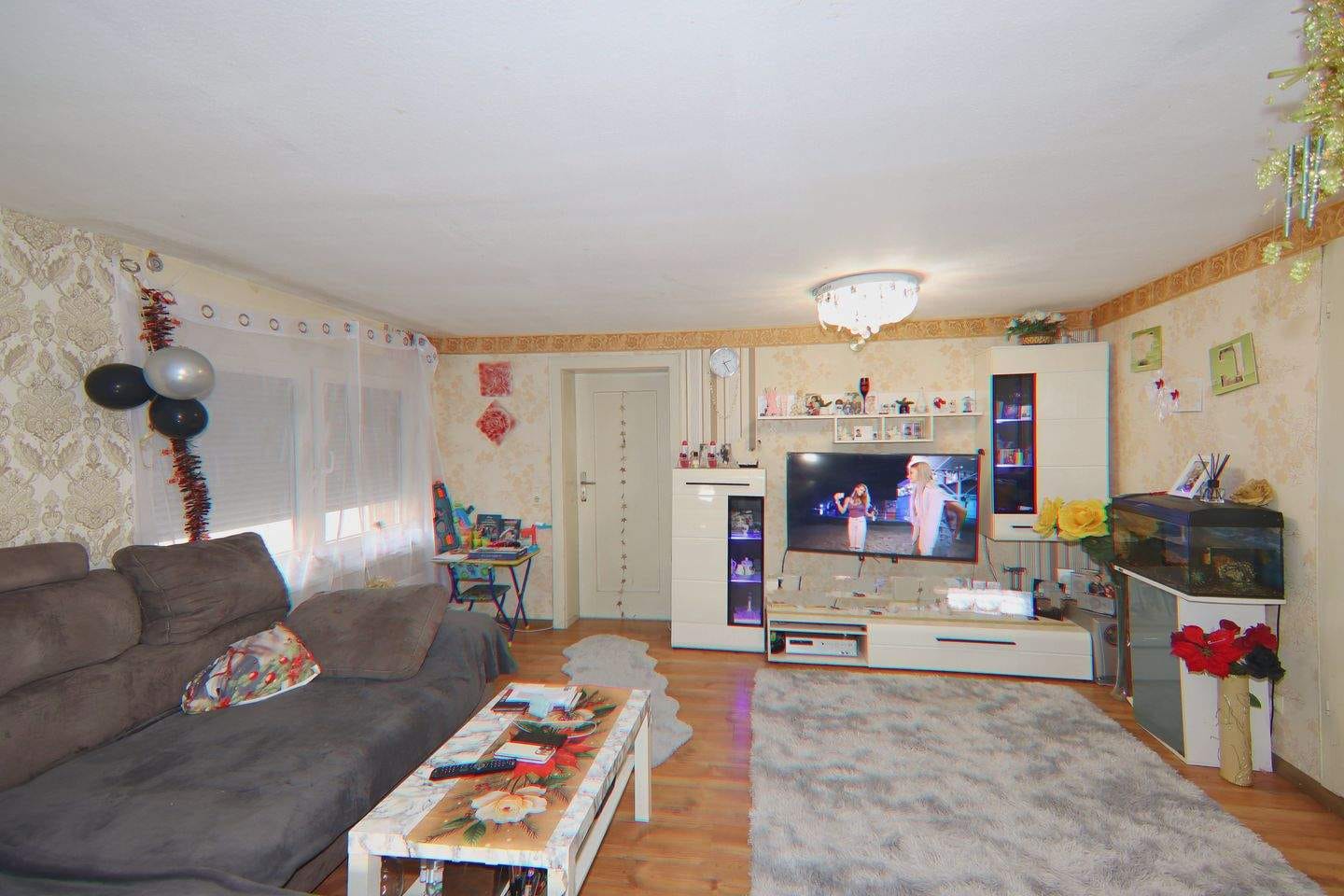Immobilie in Lahr/Schwarzwald - Großzügige 8-Zimmer-Eigentumseinheit mit Hauscharakter - Bild 2