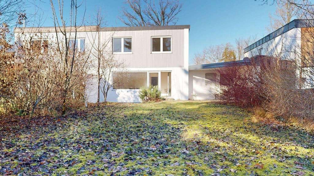 Immobilie in Neubiberg - Familienidylle in Bestlage: Großzügige 5-Zimmer-DHH mit Südgarten in Neubiberg - Bild 0