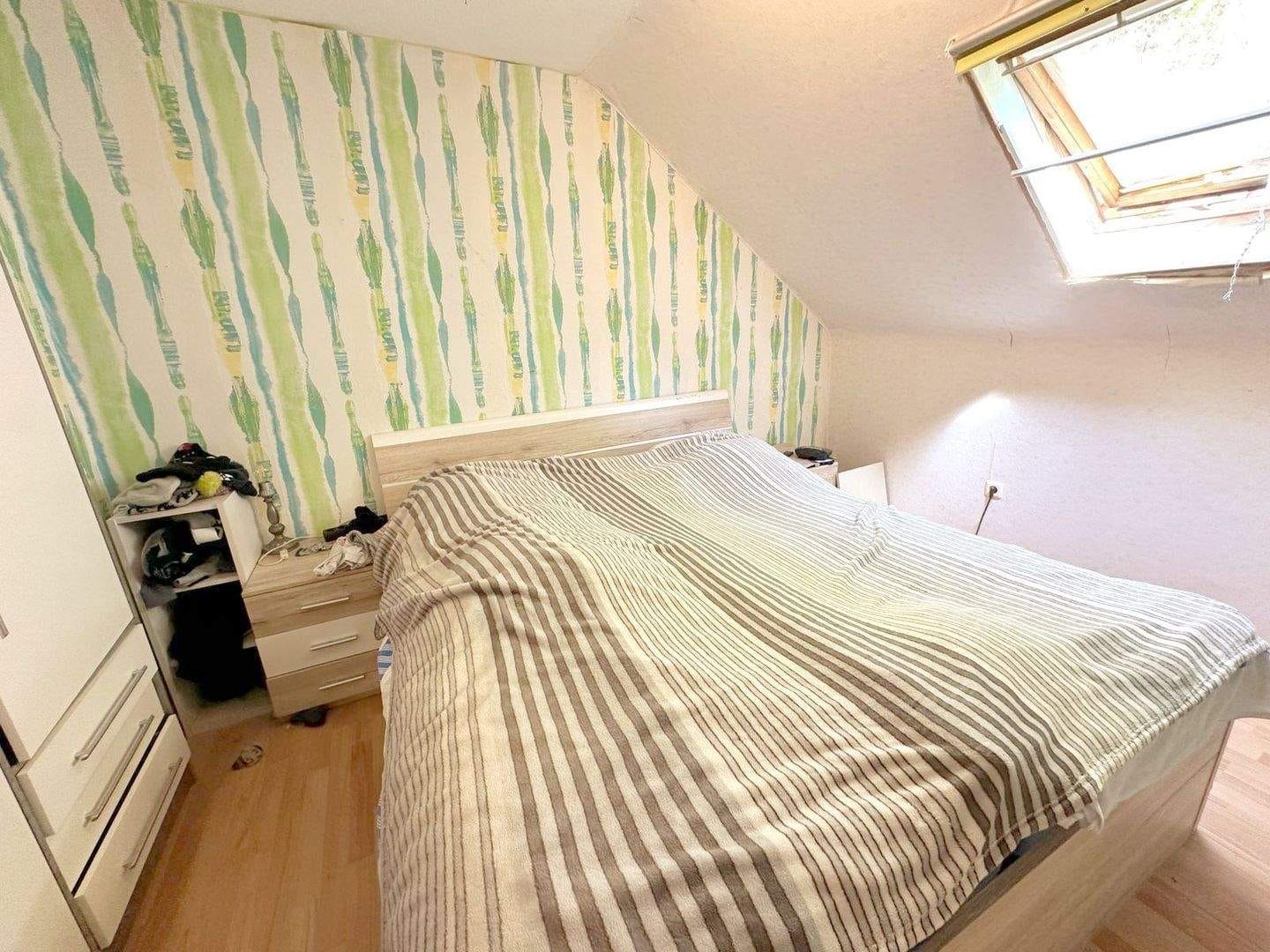 Immobilie in Riveris - Raus aus der Miete, ab ins eigene, renovierte Haus mit Einlieger-Apartment, Garten & Doppelgarage! - Bild 4