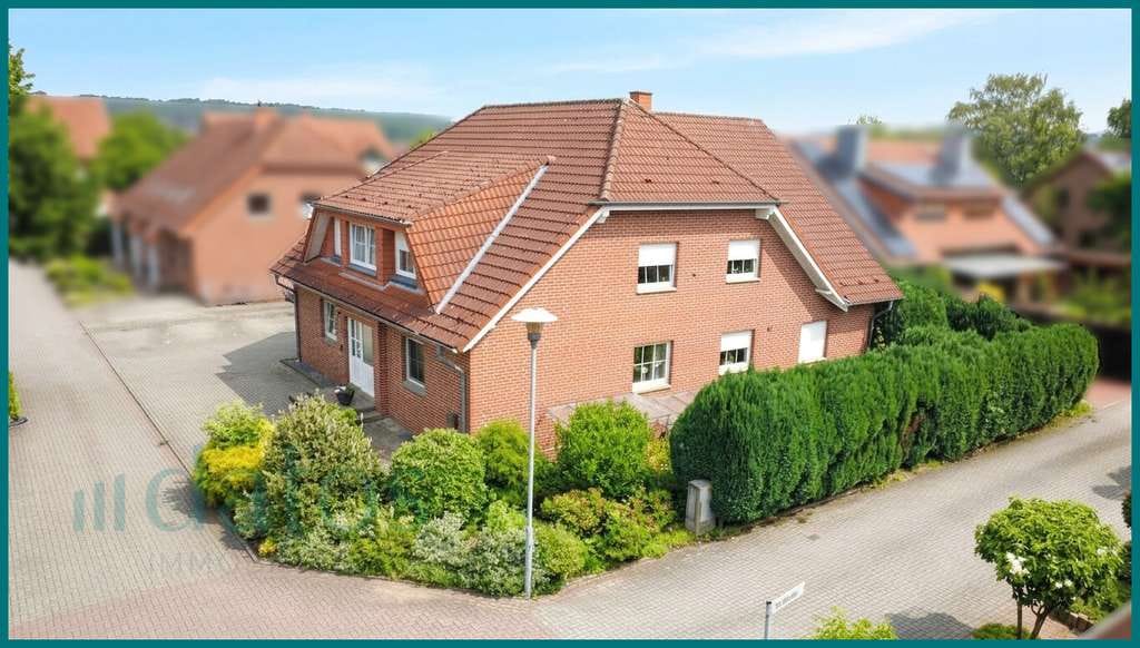 Immobilie in Hagen am Teutoburger Wald - Gepflegtes 5-Familienhaus in Hagen a.T.W. - Ideal für Kapitalanleger! - Bild 0