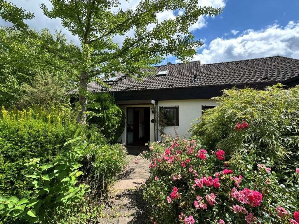 Immobilie in Walddorfhäslach - Wohnen, gestalten, aufblühen - Naturnahes Zuhause mit ebenerdigem Wohnkomfort - Bild 0