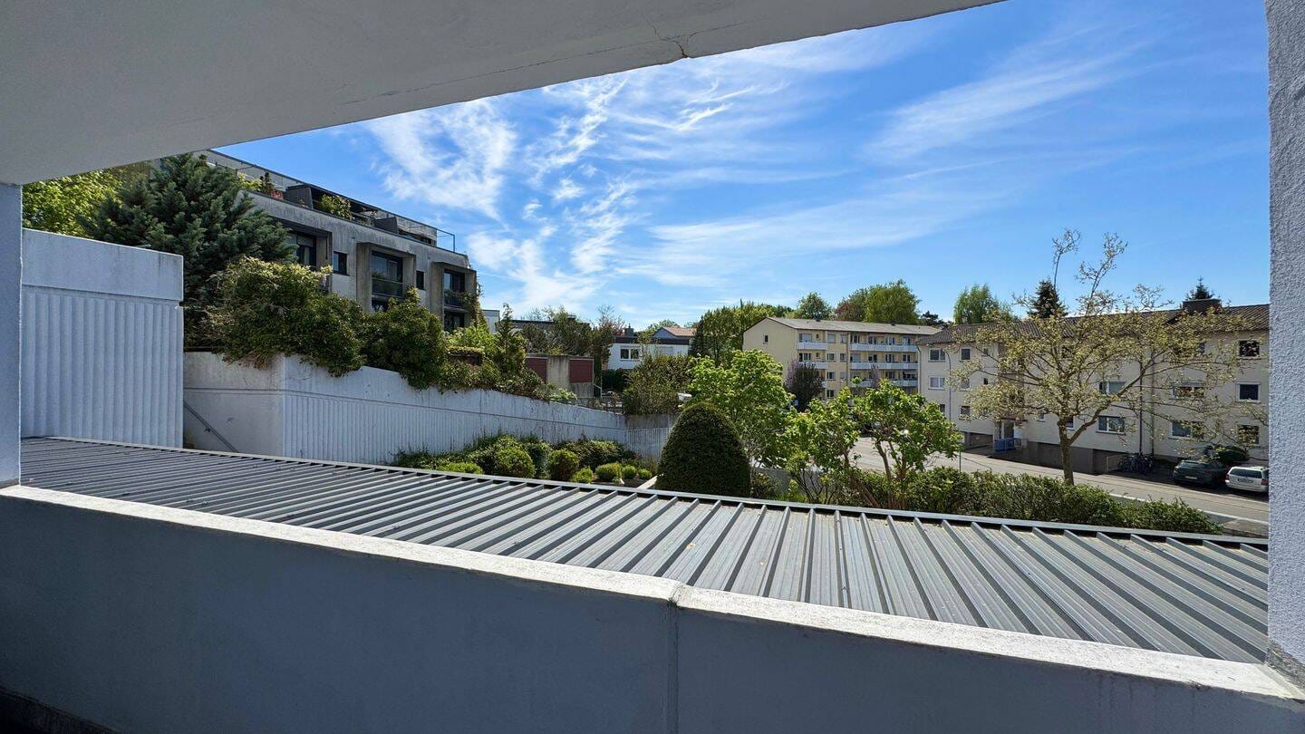 Immobilie in Konstanz - Sî | Sonnige Zwei-Zimmer-Wohnung mit Südbalkon und Garage in Uni-Nähe - Bild 0