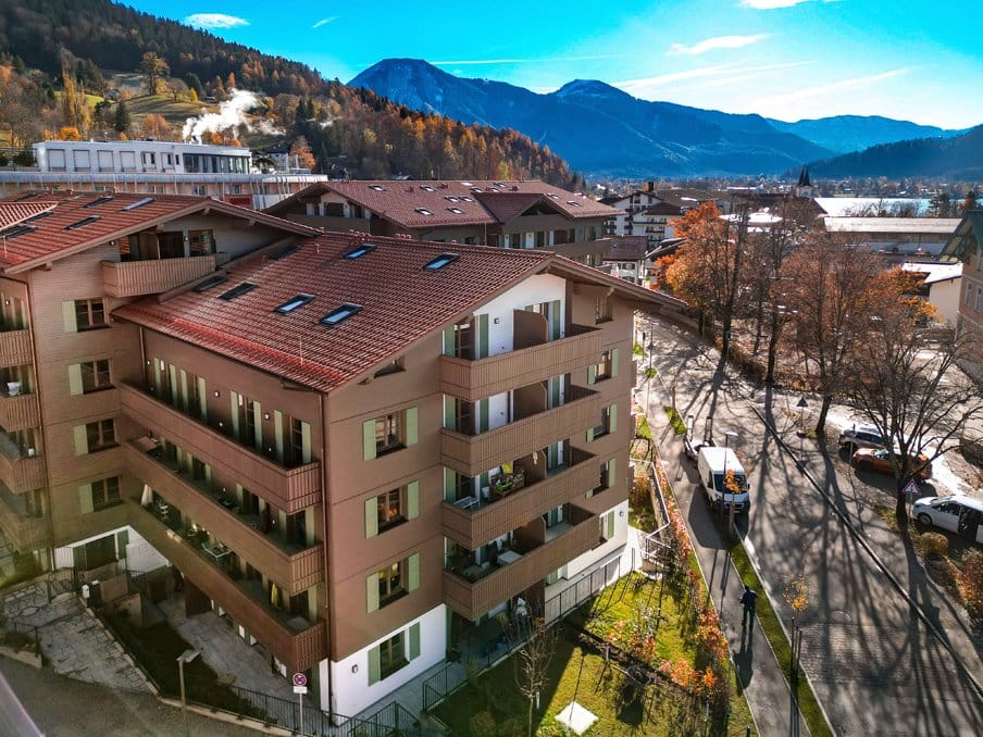 Immobilie in Tegernsee - MODERNE MAISONETTE-DG-EIGENTUMSWOHNUNG TEGERNSEE - Bild 0