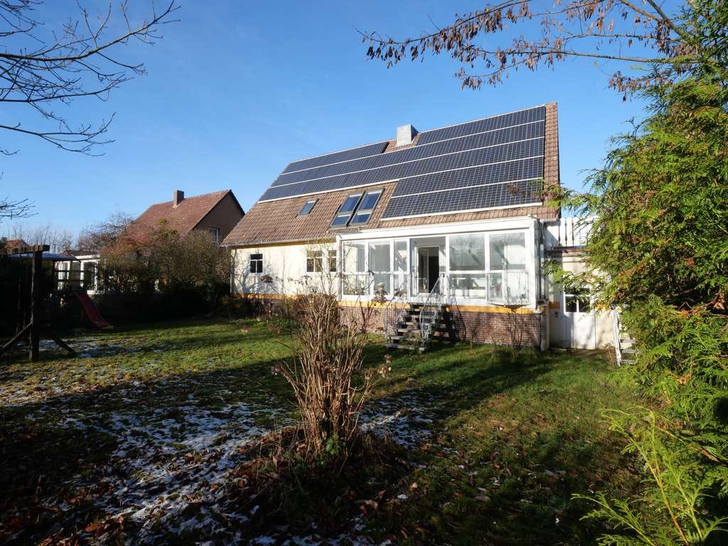 Immobilie in Heuerßen - Großzügiges Wohnhaus in Heuerßen -  auch als Zweifamilienhaus  möglich - Bild 0