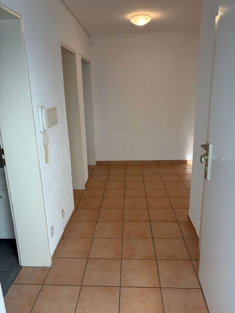 Immobilie in Eberstadt - 3-Zimmer-Wohnung mit Balkon und Garage in Eberstadt von privat zu verkaufen - Bild 1