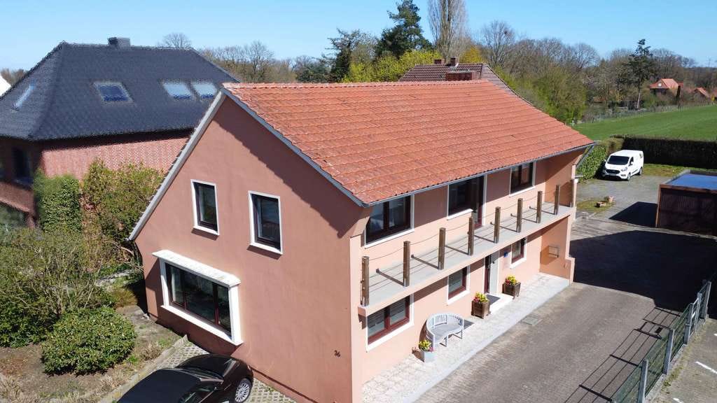 Immobilie in Ottersberg - Modernisiertes Haus mit zusätzlicher Baumöglichkeit in Otterstedt zu verkaufen - Bild 1