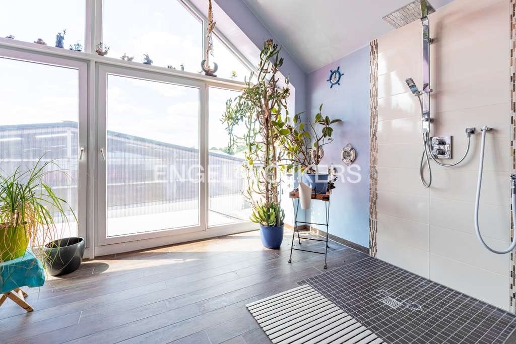 Immobilie in Oberlangen - Exklusives Wohnhaus mit Reitanlage, Reithalle & PV-Anlage – Wohnen & Pferdehaltung vereint - Bild 4