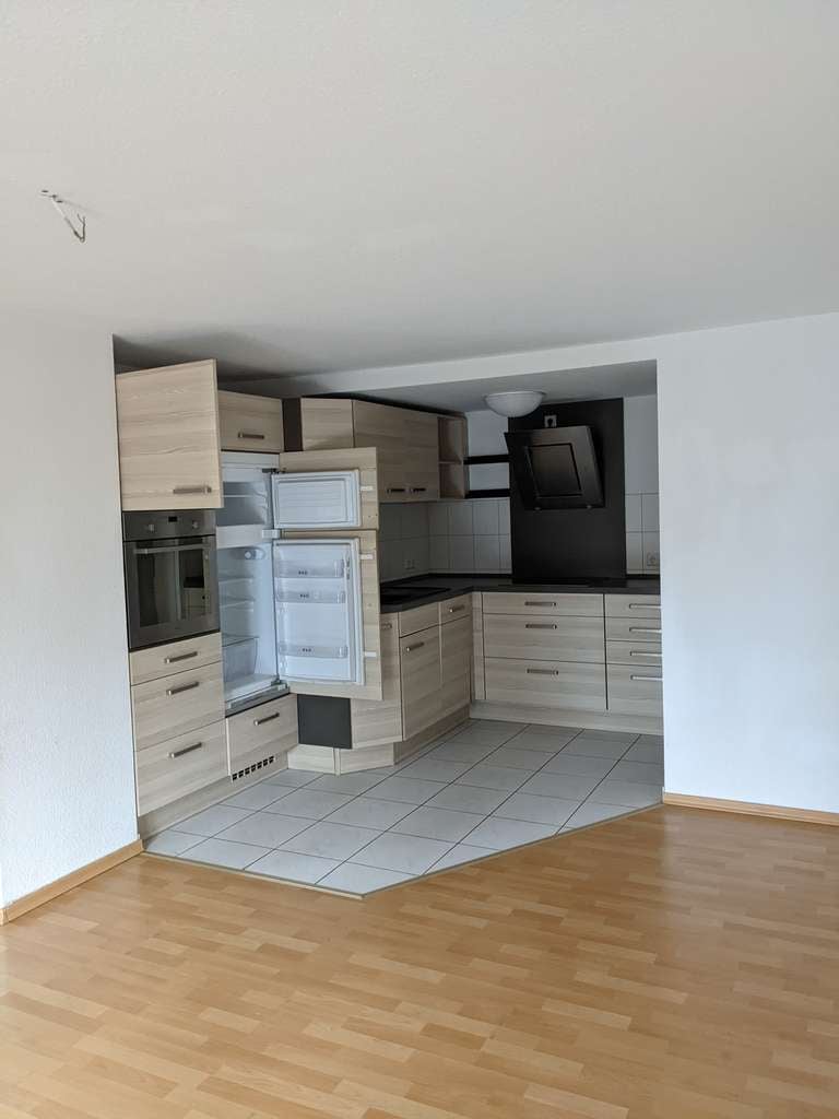 Immobilie in Bad Dürrheim - ETW 2.OG Lift Innenstadt Bad Dürrheim sofort frei - Bild 2