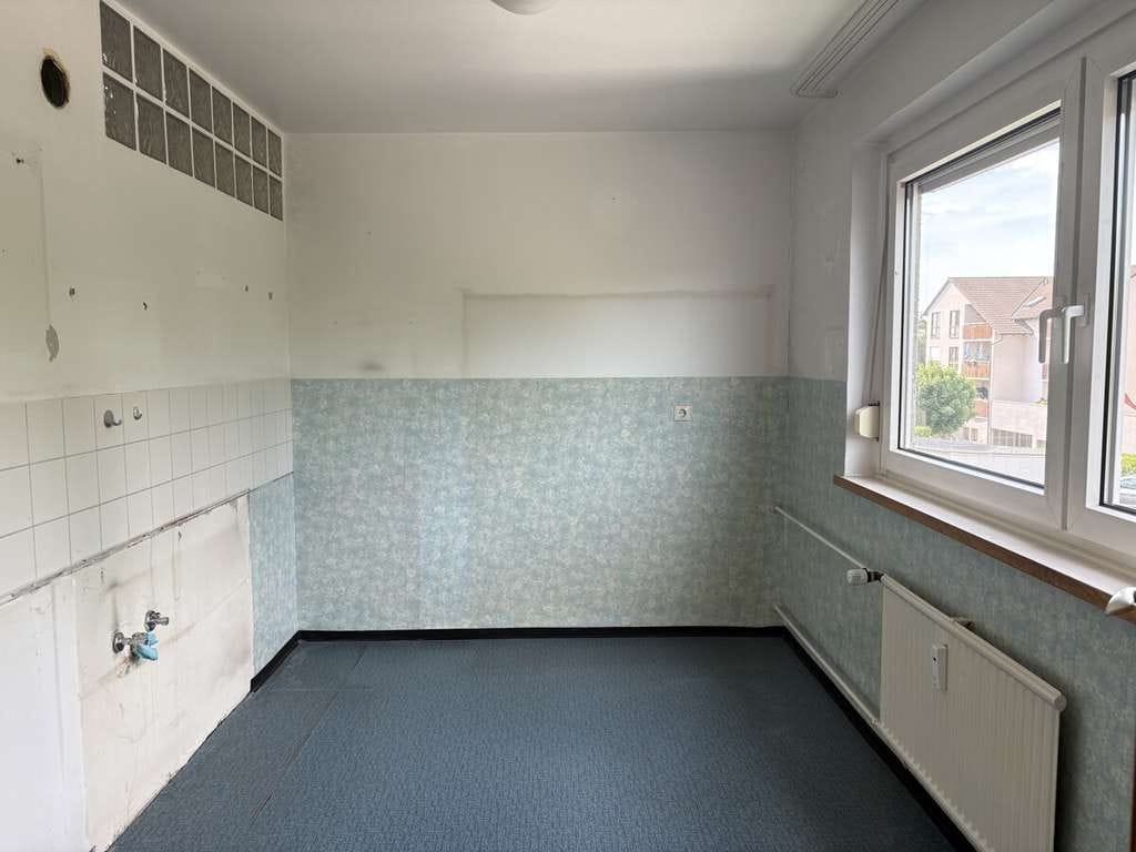 Immobilie in Markgröningen - Großzügige 4-Zimmer-Wohnung mit Balkon und Garage in ruhiger Wohnlage von Markgröningen - Bild 3