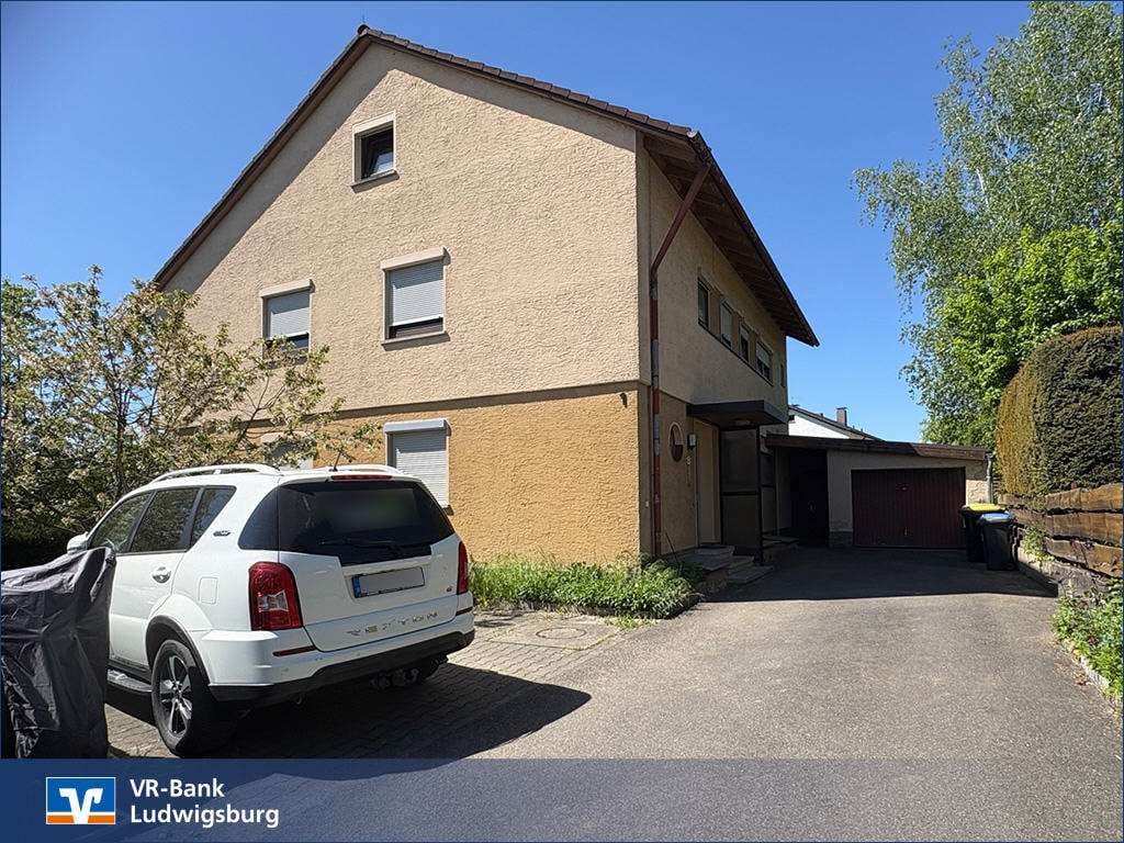 Immobilie in Ingersheim - Viel Platz für Ihre Ideen: Freistehendes 2-Familienhaus mit schönem Garten und Garage - Bild 0