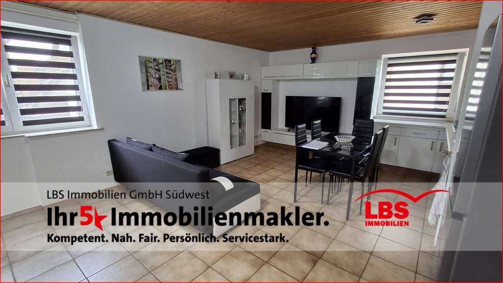 Immobilie in Aichtal - Gemütliche ETW in Aichtal - Wohnen auf drei Ebenen mit Einbauküche

 - Bild 0