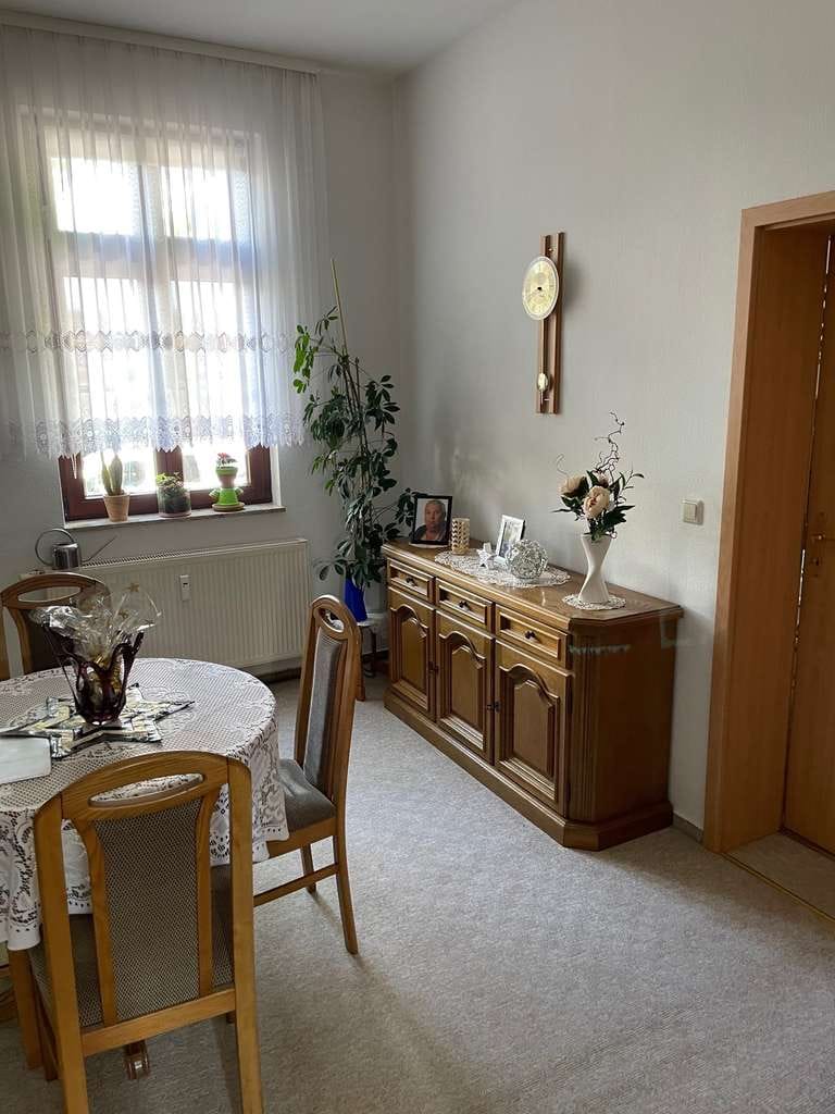 Immobilie in Nienburg (Saale) - Gepflegtes Wohnhaus in zentrumsnaher Lage - Bild 3