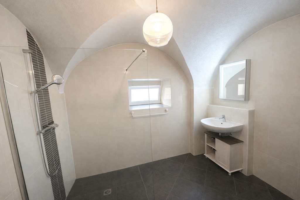 Immobilie in Kreischa - Charmante Denkmal-ETW mit Terrasse & Einbauküche – nachhaltig vermietet - Bild 4