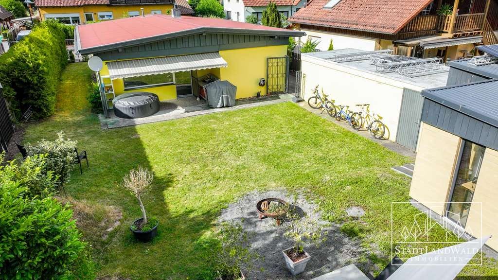 Immobilie in Ludwigswinkel - Wohnen auf einer Ebene zwischen Wald und See - Bungalow mit Garten am Lagerweiher - Bild 2