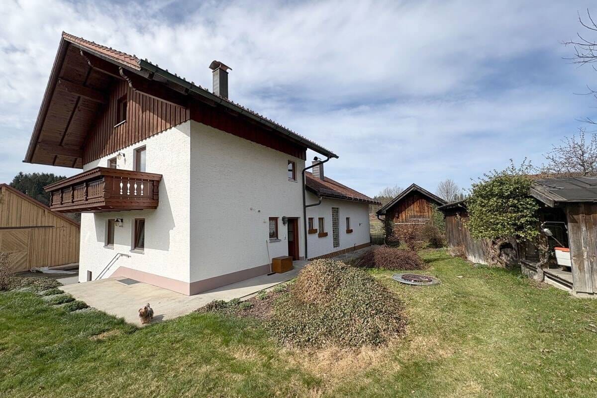 Immobilie in Rinchnach - Geräumiges Wohnhaus in der Gemeinde Rinchnach - Bild 2
