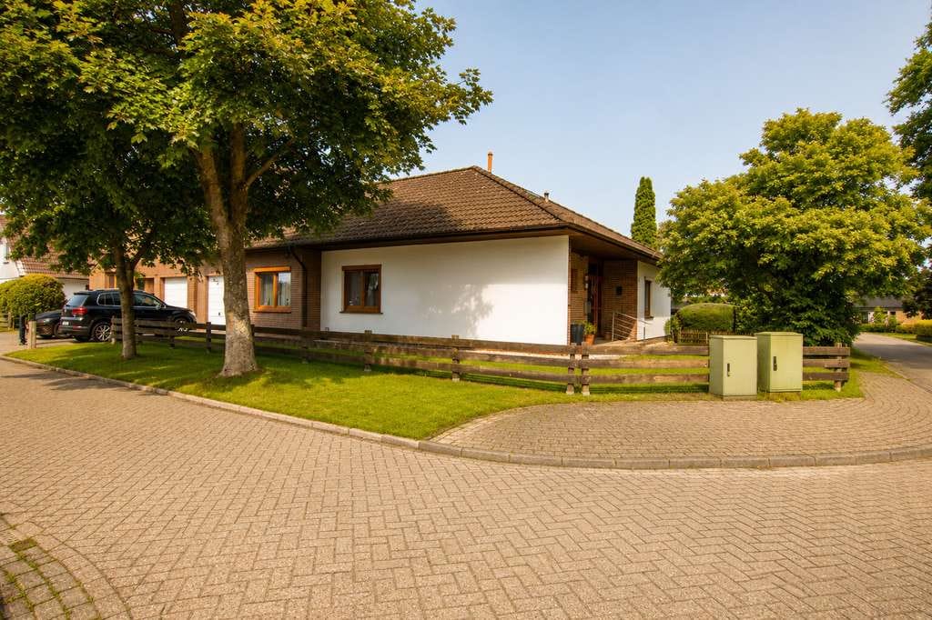 Immobilie in Wardenburg - Gemütlich, gepflegt, ebenerdig – Bungalowflair in Wardenburg-Achternmeer - Bild 1