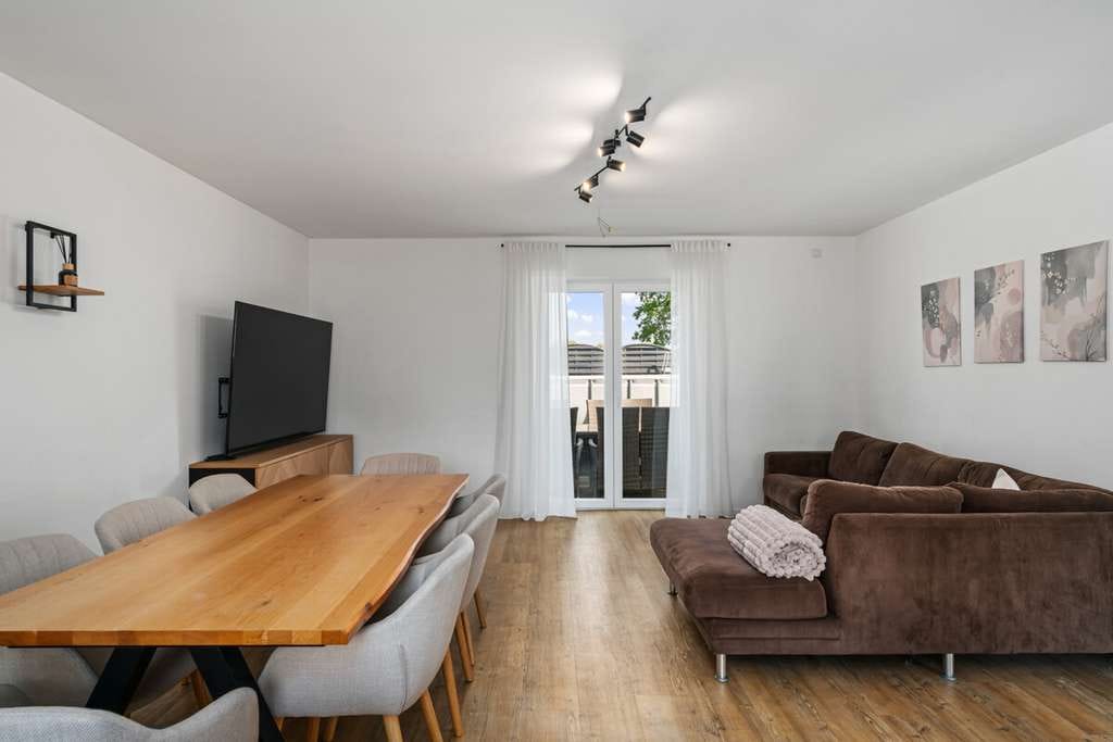 Immobilie in Oyten - Oyten | Modernisiertes Zwei- bzw. Dreifamilienhaus in gut angebundener Lage - Bild 2