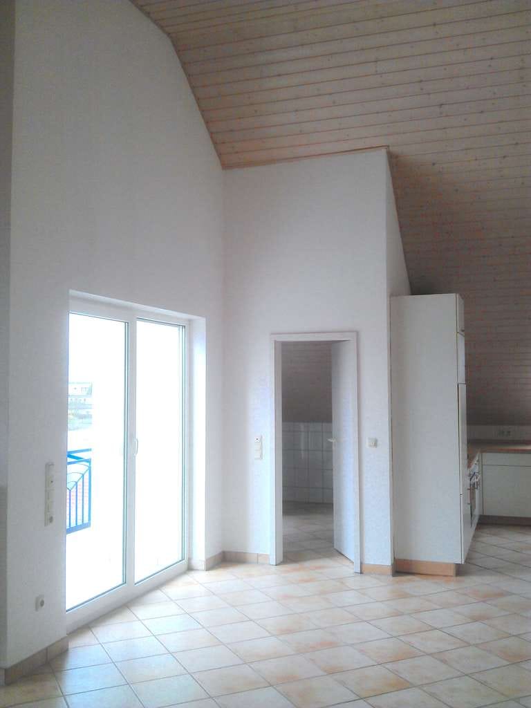 Immobilie in Trebur - Helle 2-Zimmer Wohnung mit Sonnenbalkon und Stellplatz - Bild 0