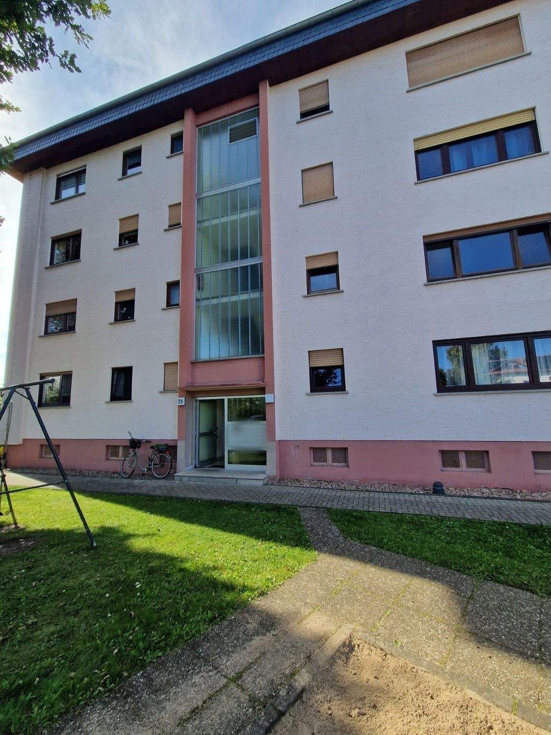Immobilie in Bruchköbel - Kapitalanleger aufgepasst! Ein-Zimmerwohnung im 3.OG in ruhiger Lage  - Bild 1