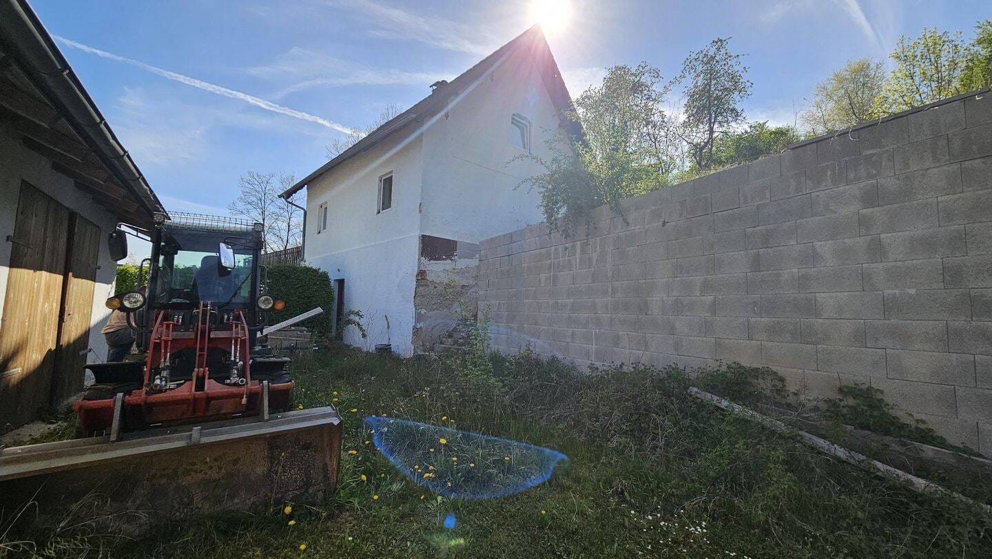 Immobilie in Loiching - Haus mit Potenzial in Loiching ! - Bild 0