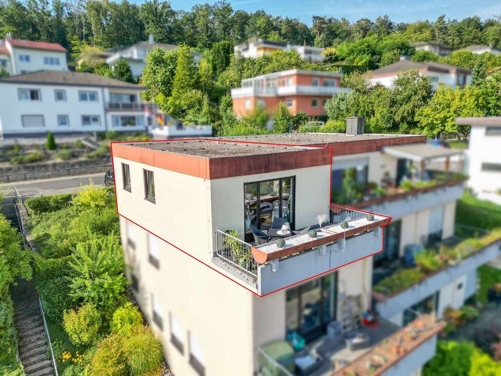 Immobilie in Marktheidenfeld - Über den Dächern von Marktheidenfeld: 1 Zimmer-Apartment mit Balkon und Stellplatz - Bild 1