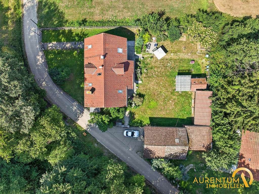 Immobilie in Au in der Hallertau - Freistehendes Wohnhaus mit ca. 168 m² Wohnfläche, großem Garten und moderner Wärmepumpe - Bild 2